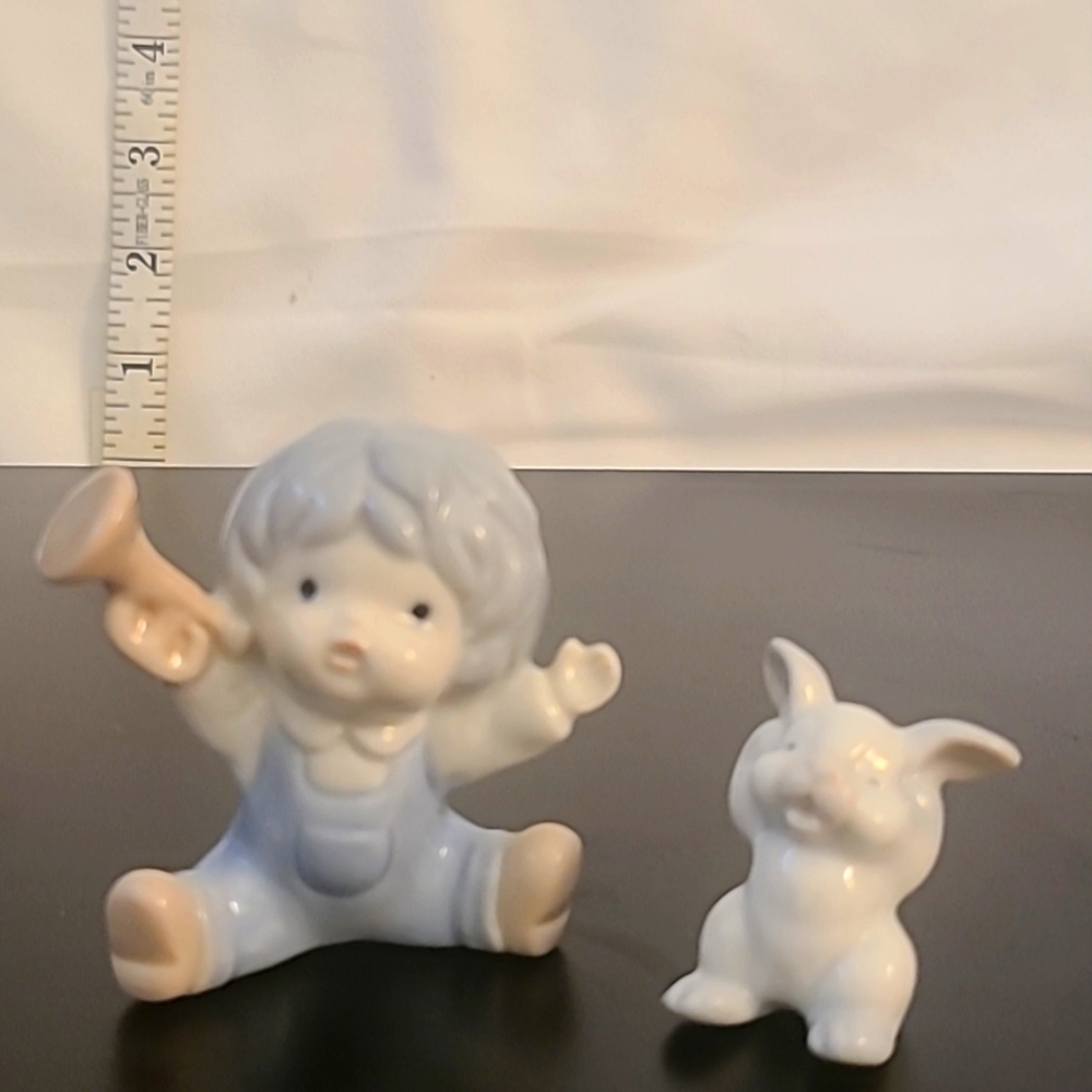 Vintage Russ figurines